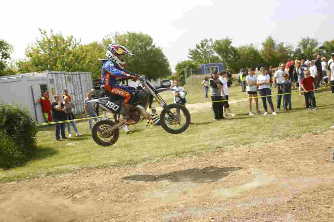 A8D8389