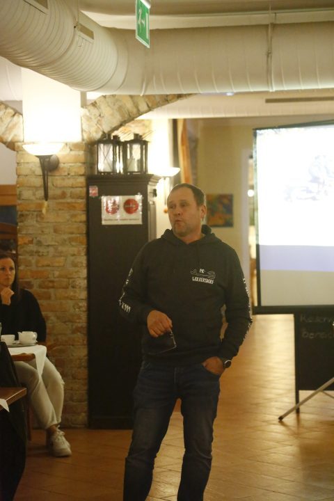 A8E1577